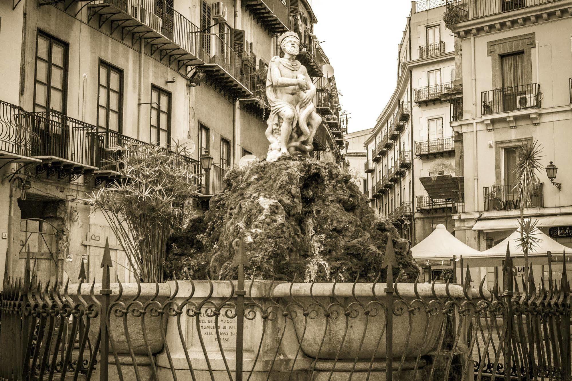 La Dimora Del Genio Acomodação com café da manhã Palermo Exterior foto